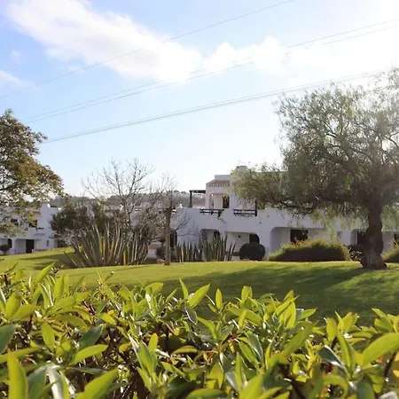 Dom wakacyjny Excellent 1 Bedroom - Em Clube Garden Village *